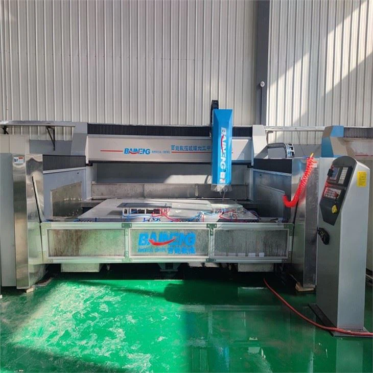 Mesin Pemotong Kaca Berlamina